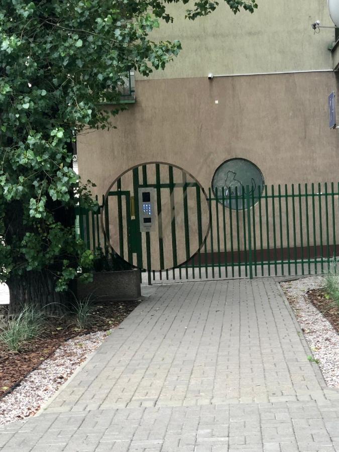 Zwykle Mieszkanie Na Wilenska, Trzy Przystanki Do Starego Miasta,Dwa Przystanki Do Szpitala Praskiego Varsovia Exterior foto